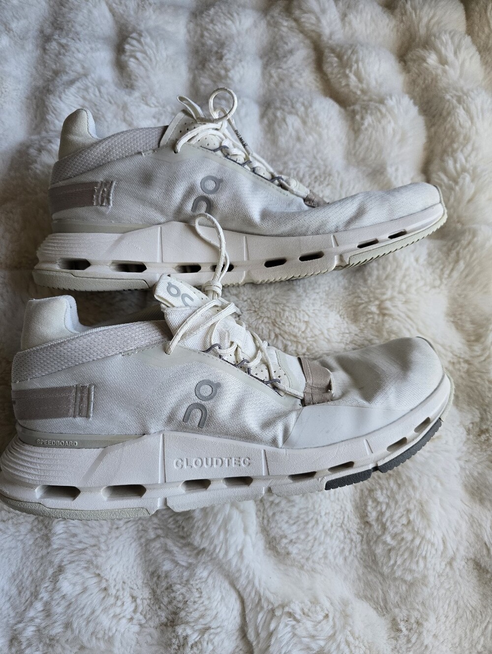 On CloudNova Mens Sneakers